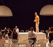 Oskaras Kor&scaron;unovas Venecijos bienalėje sukūrė sprogimą