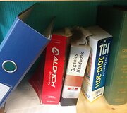 Seimo nario Manto Adomėno tėvas chemikas Povilas Adomėnas kaltinamas žmonių nuodijimu