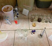 Seimo nario Manto Adomėno tėvas chemikas Povilas Adomėnas kaltinamas žmonių nuodijimu
