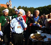 Naujas Lietuvos rekordas &ndash; i&scaron;keptas ilgiausias vi&scaron;tienos &scaron;a&scaron;lykas