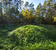 Karmazinų pilkapynas