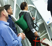 Mokytojai ruo&scaron;iasi naktį praleisti ministerijoje