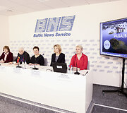 Spaudos konferencija apie i&scaron;&scaron;ūkius, su kuriais susiduria krūties vėžiu sergančios moterys