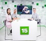 15min studijoje &ndash; LATGA direktoriaus pavaduotoja Laura Ba&scaron;kevičienė ir muzikos autorius, grupės &bdquo;The Roop&ldquo; narys, projekto &bdquo;PIN diena mokyklose&ldquo; dalyvis Vaidotas Valiukevičius