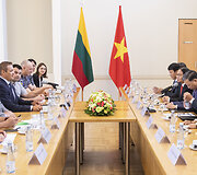 Vidaus reikalų ministras Eimutis Misiūnas susitiko su Vietnamo vie&scaron;ojo saugumo ministru ir jo delegacija