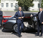 Prezidento Valdo Adamkaus konferencija