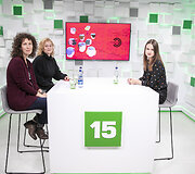 15min studijoje &ndash; festivalio &bdquo;Sirenos&ldquo; meno vadovė Kristina Savickienė ir lietuvi&scaron;kosios programos koordinatorė Agnė Pulokaitė