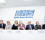 Peter Arenberger, Jūratė Grigaitienė, Irena Butrimienė, Matilda Bylaitė-Bučinskienė, Zenonas Streikus, Skaidra Valiukevičienė, Simanas Sta&scaron;aitis