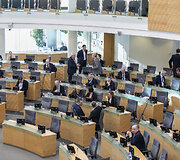 Seimas svarsto griežtinti tar&scaron;os kontrolę