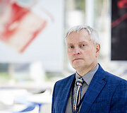 Fizinių ir technologijos mokslų centro (FTMC) direktorius akademikas prof. Gintaras Valu&scaron;is