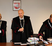 Bylos nagrinėjimas