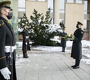 Sausio 13-osios aukų pagerbimas prie Sausio 13-osios memorialo.