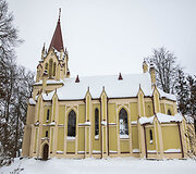 &Scaron;e&scaron;uolėlių &Scaron;vč. Mergelės Marijos, Visų malonių Tarpininkės, bažnyčia
