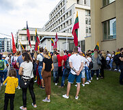 Mitinguotojai priartėjo prie Seimo