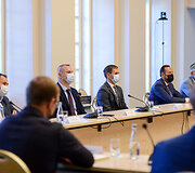 Gitanas Nausėda susitiko su &scaron;vietimo, mokslo ir sporto ministre Jurgita &Scaron;iugždiniene ir sporto bendruomenės atstovais