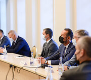 Gitanas Nausėda susitiko su &scaron;vietimo, mokslo ir sporto ministre Jurgita &Scaron;iugždiniene ir sporto bendruomenės atstovais