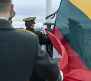 Naujos Lietuvos valstybės vėliavos i&scaron;kėlimo ceremonija