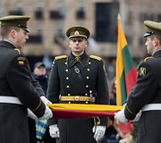 Naujos Lietuvos valstybės vėliavos i&scaron;kėlimo ceremonija