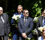 Atsisveikinimas su aktoriumi Regimantu Adomaičiu