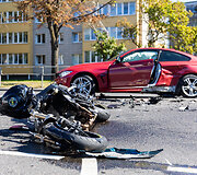 Motociklo ir BMW avarija Žirmūnų gatvėje