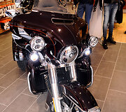 2014 metų motociklų modelių pristatymo akimirka