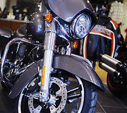 2014 metų motociklų modelių pristatymo akimirka