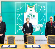 Gintaras Gru&scaron;as, Agnė Bilotaitė, Saulius Greičius