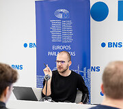 EP jaunųjų žurnalistų mokymai, patirtimi dalinasi BNS vyr. redaktorius Saulius Jakučionis