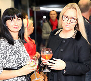 Anna Mois (de&scaron;inėje)