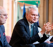 Gitanas Nausėda