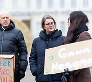 Prie prezidentūros vyko žaliųjų partijos demonstracija dėl naktinių taikiklių