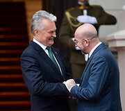 Gitanas Nausėda, Charles'is Michelis