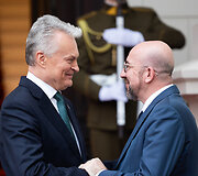 Gitanas Nausėda, Charles'is Michelis