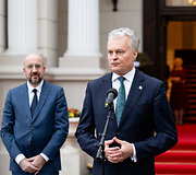 Charles'is Michelis, Gitanas Nausėda