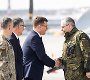 Į Lietuvą atvyko pirmieji Vokietijos brigados kariai