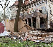 Nugriuvo dalis tvoros &scaron;alia Vilniaus Kirdiejų rūmų