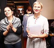Violeta Masteikienė (de&scaron;inėje)