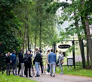 Spaudos konferencija apie bendrovei &bdquo;Geovika&ldquo; priklausančiame sklype Trakų rajone galimai esantį požeminį pastatą.