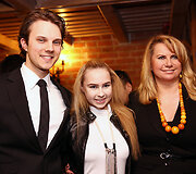 Simona Milinytė (centre) ir Elle Grigaitis
