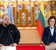 Ruslanas Stefančukas, Viktorija Čmilytė-Nielsen