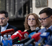 Spaudos konferencija apie Vilniaus arkikatedros požemiuose atrastą slaptavietę su Lietuvos ir Lenkijos valdovų laidojimo insignijomis