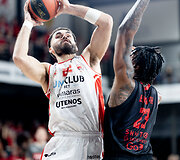 Arnaldo Toro Barea