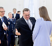 Borisas Pistorius, Dovilė &Scaron;akalienė