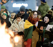 Lietuvos valstybės atkūrimo dienai paminėti simbolinių laužų ceremonija