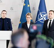 Dovilė &Scaron;akalienė, Nida Grunskienė, Elanas Jablonskas
