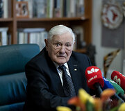Valdas Adamkus