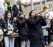 Protestas &bdquo;&Scaron;alin rankas nuo laisvo žodžio&ldquo;