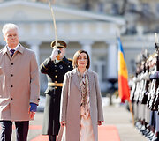 Gitanas Nausėda, Maja Sandu