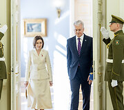 Gitanas Nausėda, Maja Sandu