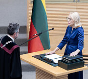 Angelė Jakavonytė